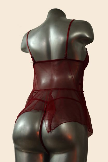 Babydoll de tul con encaje de rosas, color rojo carmesí, vista trasera - Lunatik